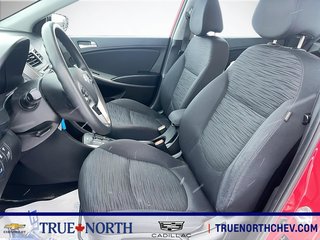 Hyundai Accent  2017 à North Bay, Ontario - 6 - w320h240px