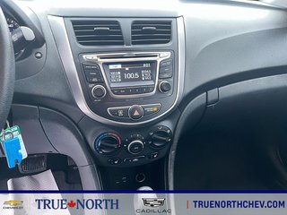 Hyundai Accent  2017 à North Bay, Ontario - 9 - w320h240px