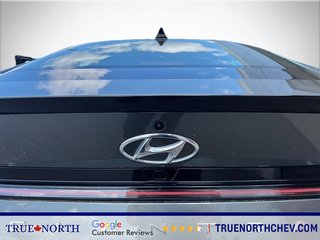 2023 Hyundai Elantra in North Bay, Ontario - 18 - w320h240px