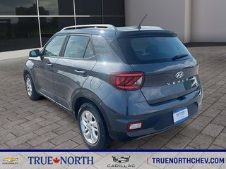 Hyundai Venue  2024 à North Bay, Ontario - 2 - w320h240px