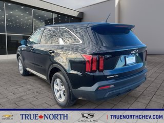 Kia Sorento  2023 à North Bay, Ontario - 4 - w320h240px