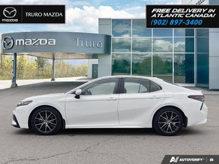 2022 Toyota Camry XLE hybrid $128/WK+TX! ONE OWNER! LEATHER! LOW KMS!