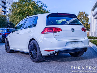 2017 Volkswagen Golf GTI PERFORMANCE