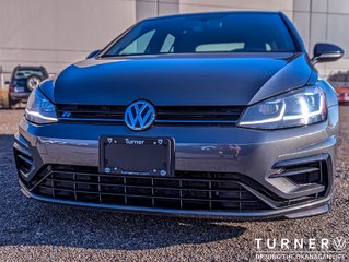 2019 Volkswagen Golf R BASE