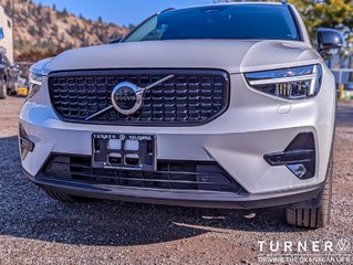 2024 Volvo XC40 Core