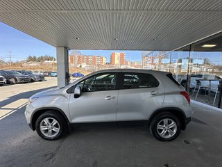 2017  Trax AWD 4dr LS in Saint-Georges, Quebec - 6 - w320h240px
