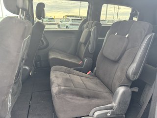2014 Dodge Grand Caravan 4dr Wgn SXT in Saint-Georges, Quebec - 6 - w320h240px