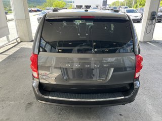 2020 Dodge Grand Caravan Premium Plus 2WD in Saint-Georges, Quebec - 6 - w320h240px