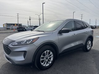 2022 Ford Escape SE AWD in Saint-Georges, Quebec - 2 - w320h240px