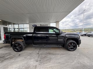 2017 GMC Sierra 1500 4WD Crew Cab 153.0  SLE in Saint-Georges, Quebec - 2 - w320h240px