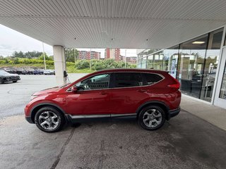 2017 Honda CR-V Touring in Saint-Georges, Quebec - 6 - w320h240px