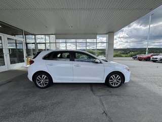 2018 Hyundai Elantra GT GL Auto in Saint-Georges, Quebec - 2 - w320h240px
