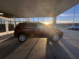 2020 Jeep Cherokee North 4x4 in Saint-Georges, Quebec - 2 - w320h240px