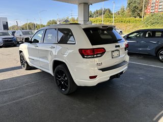 2020  Grand Cherokee Altitude 4x4 in Saint-Georges, Quebec - 6 - w320h240px