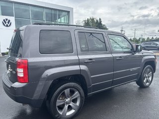 Jeep Patriot 4WD 4dr High Altitude 2015 à Saint-Georges, Québec - 6 - w320h240px