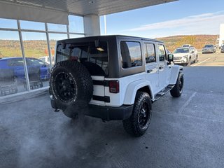 WRANGLER JK UNLIMITED Sahara 4x4 2018 à Saint-Georges, Québec - 3 - w320h240px