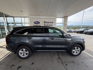 Kia Sorento LX+ AWD 2021 à Saint-Georges, Québec - 2 - w320h240px