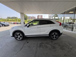 2019 Mitsubishi ECLIPSE CROSS SE w-Tech Pkg S-AWC in Saint-Georges, Quebec - 6 - w320h240px