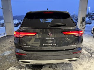 2025 Mitsubishi Outlander PHEV SE S-AWC in Saint-Georges, Quebec - 4 - w320h240px