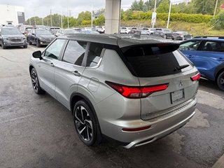 2023 Mitsubishi Outlander LE in Saint-Georges, Quebec - 5 - w320h240px