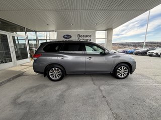 2015 Nissan Pathfinder 4WD 4dr SV in Saint-Georges, Quebec - 2 - w320h240px