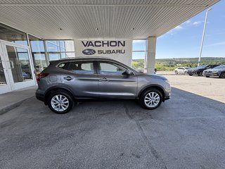 Nissan Qashqai AWD S CVT 2020 à Saint-Georges, Québec - 2 - w320h240px