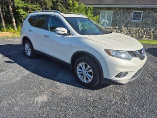 Nissan Rogue AWD 4dr SV 2016 à Saint-Georges, Québec - 2 - w320h240px