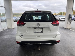 2017 Nissan Rogue FWD 4dr S in Saint-Georges, Quebec - 4 - w320h240px