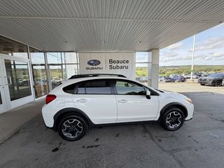 2017 Subaru Crosstrek Touring in Saint-Georges, Quebec - 2 - w320h240px