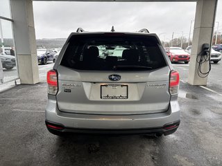 Subaru Forester 5dr Wgn CVT 2.5i Touring 2017 à Saint-Georges, Québec - 4 - w320h240px