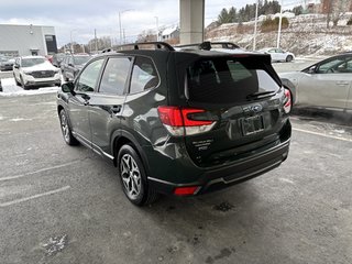 2022  Forester Touring CVT in Saint-Georges, Quebec - 6 - w320h240px