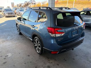 2023 Subaru Forester Limited in Saint-Georges, Quebec - 6 - w320h240px