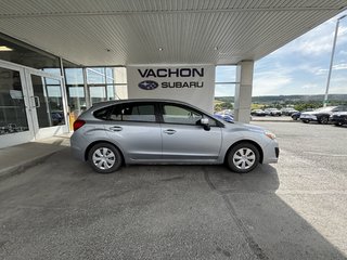 2012 Subaru Impreza 5dr HB Man 2.0i in Saint-Georges, Quebec - 2 - w320h240px