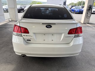 Subaru Legacy 4dr Sdn H4 Auto 2.5i Prem AWP-Pwr Moon 2011 à Saint-Georges, Québec - 4 - w320h240px