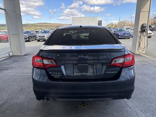 Subaru Legacy 4dr Sdn CVT 2.5i w-Touring Pkg 2017 à Saint-Georges, Québec - 4 - w320h240px