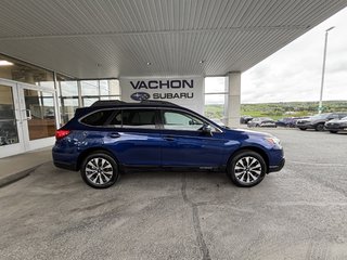 2017 Subaru Outback 2.5i Limited in Saint-Georges, Quebec - 2 - w320h240px