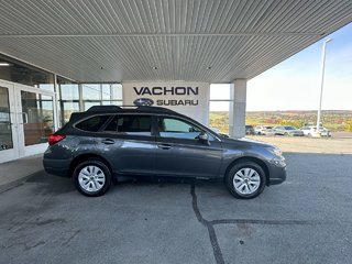 2019  Outback 3.6R Touring in Saint-Georges, Quebec - 3 - w320h240px