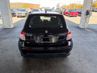2011 Suzuki SX4 JX in Saint-Georges, Quebec - 4 - w320h240px