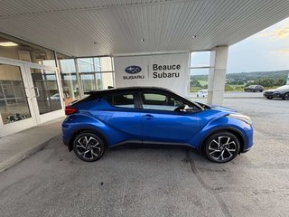 2021 Toyota C-HR XLE Premium in Saint-Georges, Quebec - 2 - w320h240px