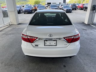 Toyota Camry 4dr Sdn I4 Auto LE 2016 à Saint-Georges, Québec - 5 - w320h240px
