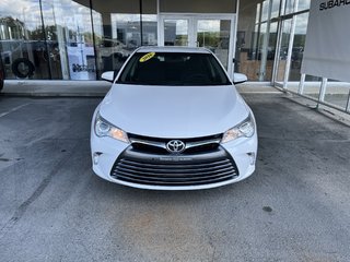 Toyota Camry 4dr Sdn I4 Auto LE 2016 à Saint-Georges, Québec - 2 - w320h240px