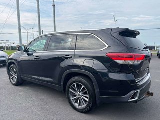 2019 Toyota Highlander XLE in Saint-Georges, Quebec - 4 - w320h240px