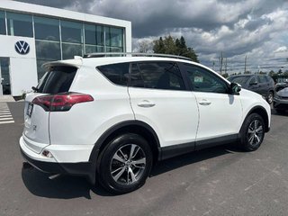 Toyota RAV4 XLE 2017 à Saint-Georges, Québec - 6 - w320h240px