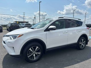 Toyota RAV4 XLE 2017 à Saint-Georges, Québec - 3 - w320h240px