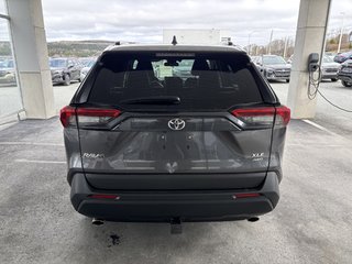 Toyota RAV4 XLE AWD 2022 à Saint-Georges, Québec - 4 - w320h240px