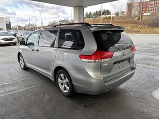 Sienna 5dr V6 7-Pass FWD 2011 à Saint-Georges, Québec - 5 - w320h240px