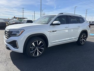 Volkswagen Atlas Execline 2.0 TSI 4MOTION 2024 à Saint-Georges, Québec - 4 - w320h240px