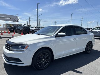 2015 Volkswagen Jetta Sedan 4dr 2.0L Man Trendline+ in Saint-Georges, Quebec - 3 - w320h240px