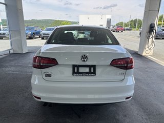 Volkswagen Jetta Sedan 4dr 1.4 TSI Auto Trendline+ 2017 à Saint-Georges, Québec - 4 - w320h240px
