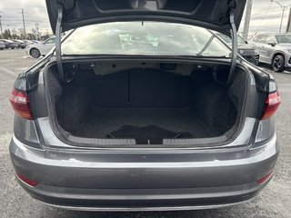 Volkswagen Jetta Comfortline Manual 2019 à Saint-Georges, Québec - 6 - w320h240px